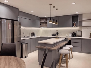 Tủ bếp hiện đại HD063
