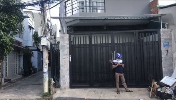 Người thuê dọn sạch đồ rời đi giữa mùa dịch